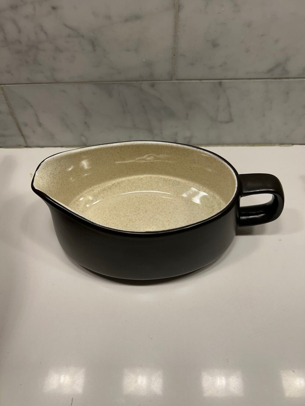 Vintage Mikasa Terra stone Brown Vanilla E1955 Ceramic Gravy Boat Dish